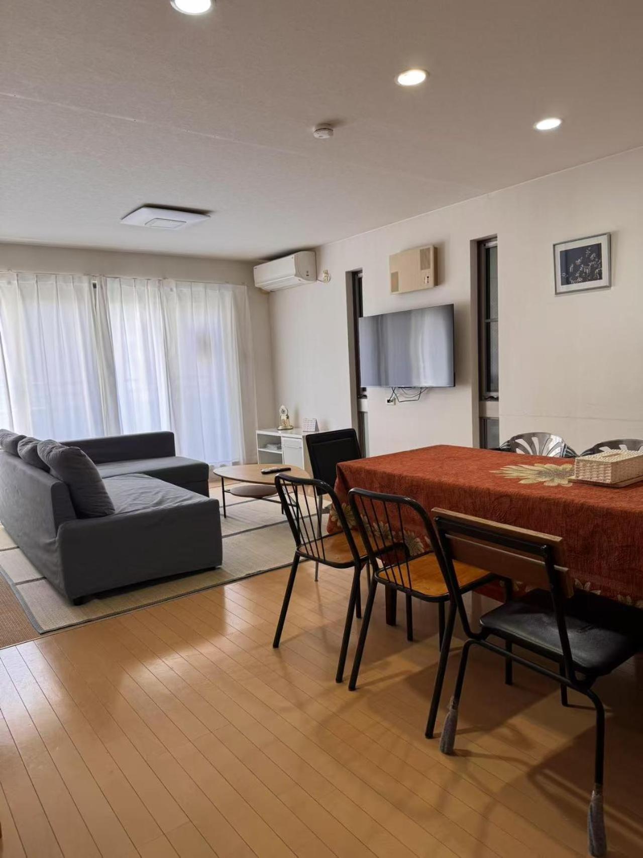 הוילה אוסקה Comfy House Namba מראה חיצוני תמונה